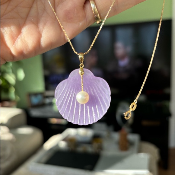 14K gold jade pendant necklace